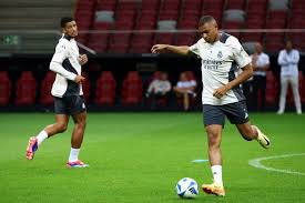 凭借着卓越 凭借着卓越